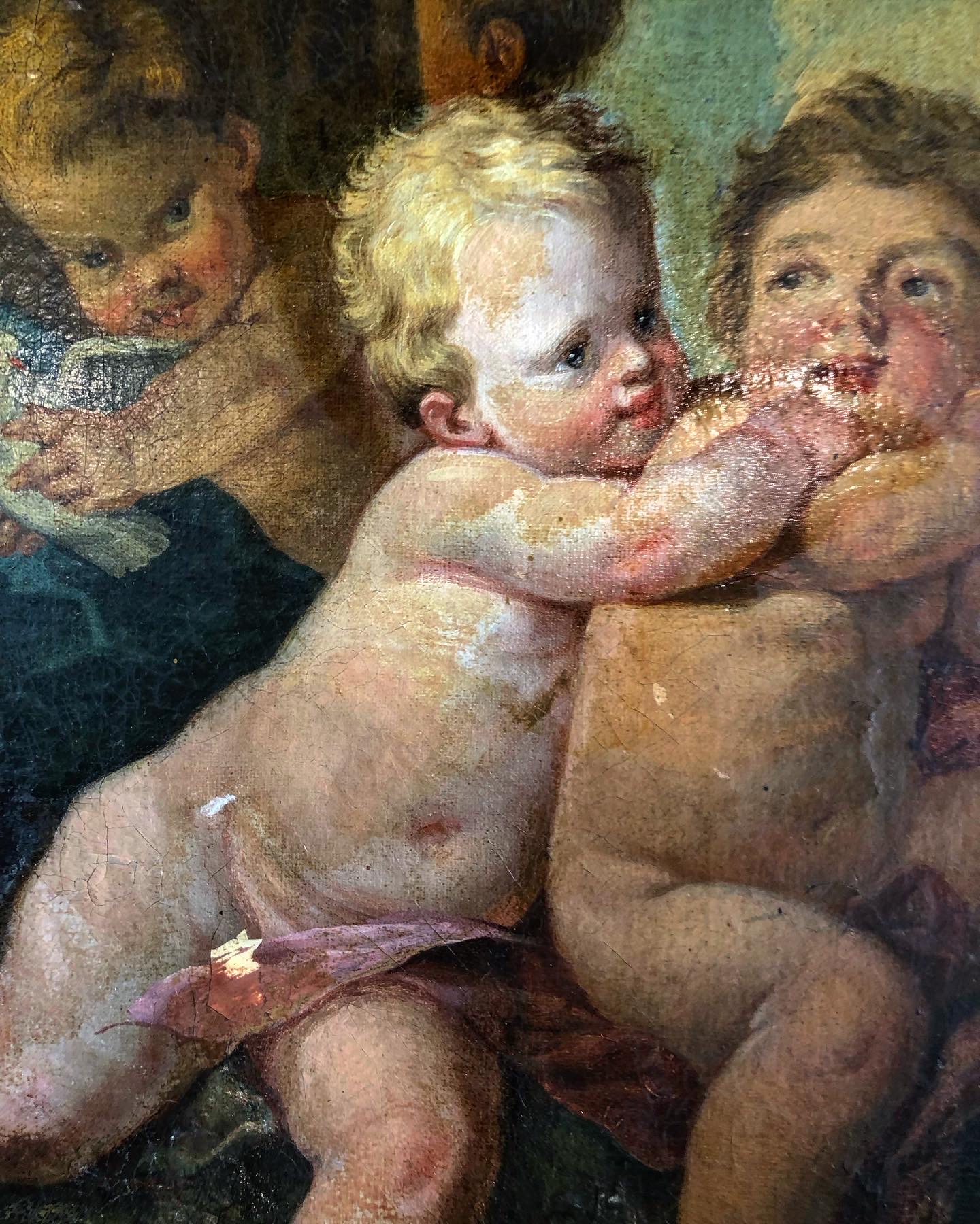 Avant restauration du tableau - Détail Putti, Peinture à l’huile sur toile, XIIème siècle